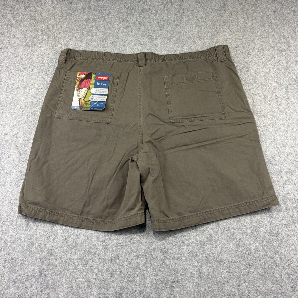 Wrangler Green Canvas Utility Hiker Men Size 44x8 Inseam Cargo Shorts NW941EG